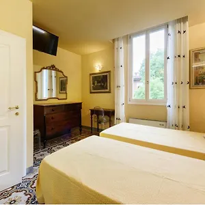 Casa Rossa Bed & Breakfast Firenze