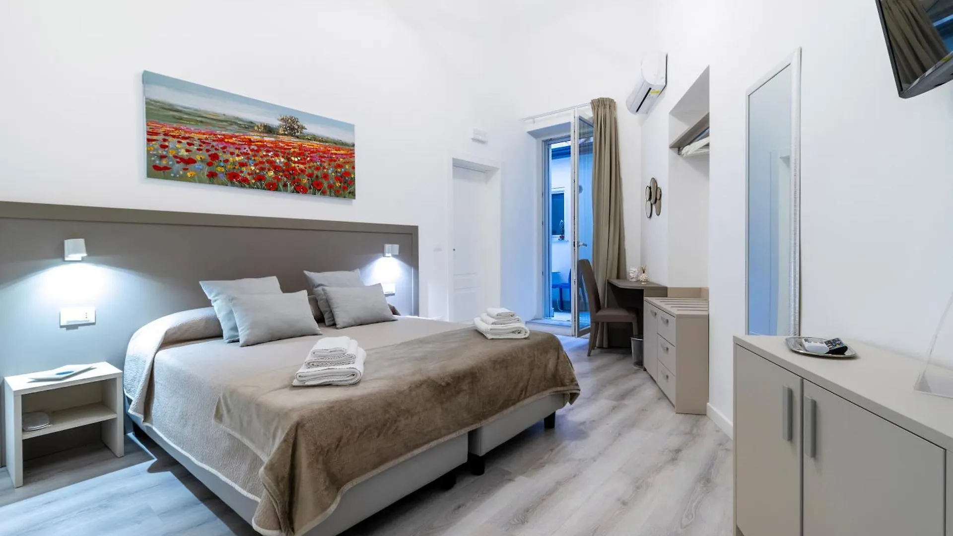 Heart City Rooms Catania 0*,  Italia